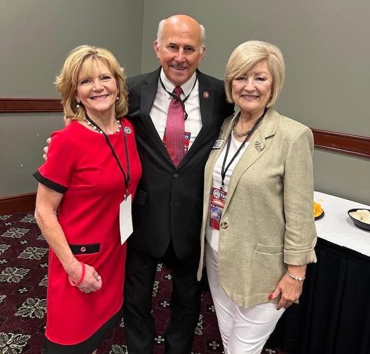 Mrs Suzanne White (left) and Congressman Gohmert (center) with Gena Gore (right). Mrs Gore serves on the LAGOP Executive Committee and was a co-sponsor of the amnesty resolution.